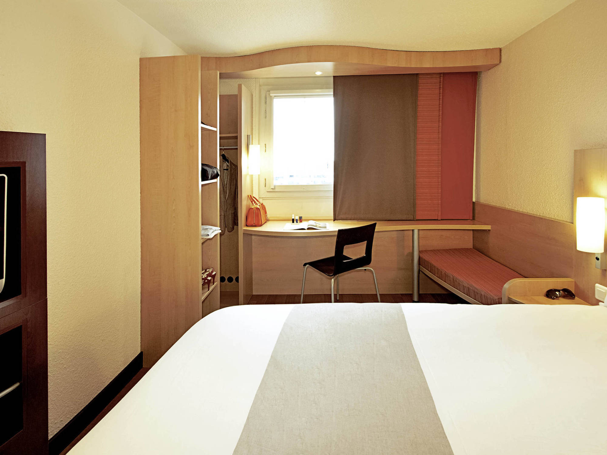 Ibis Oran Les Falaises エクステリア 写真