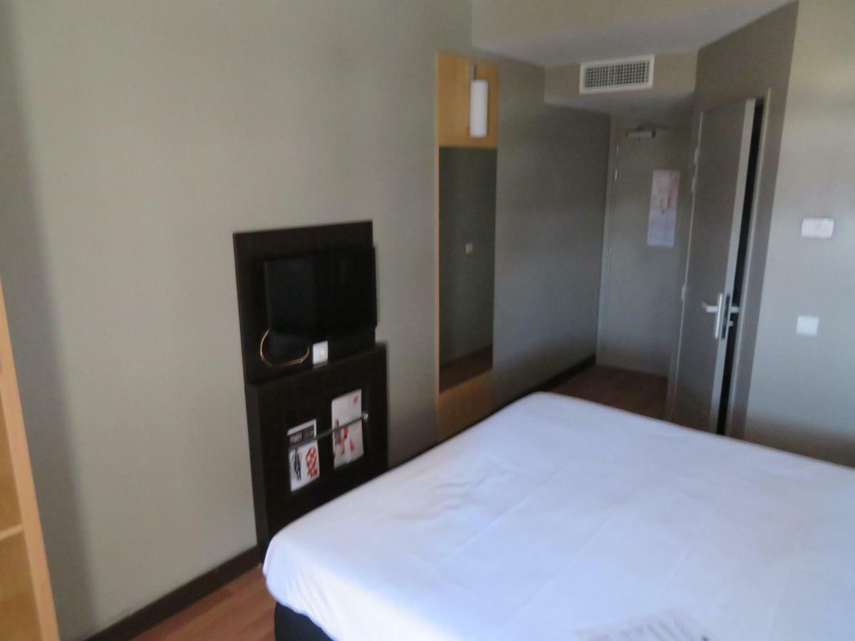 Ibis Oran Les Falaises エクステリア 写真