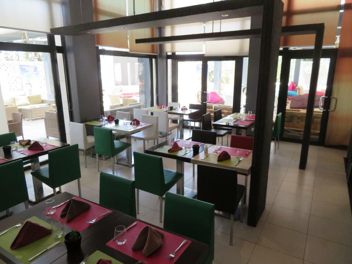 Ibis Oran Les Falaises エクステリア 写真